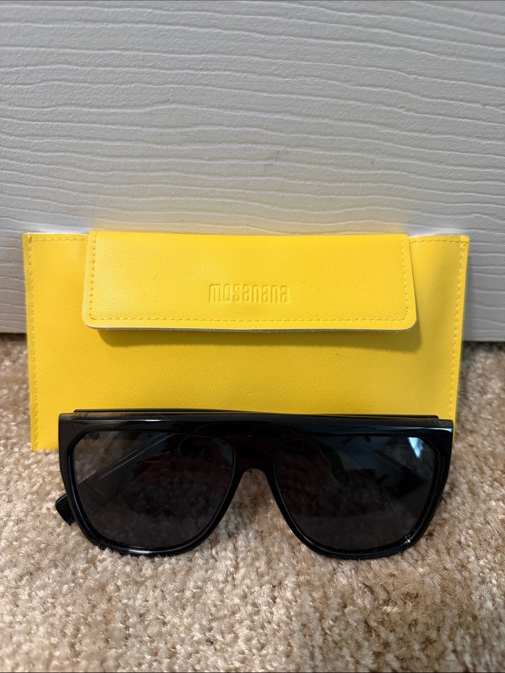 Mosanana Yellow Sunglasses Pouch with Black Shield Sunglasses